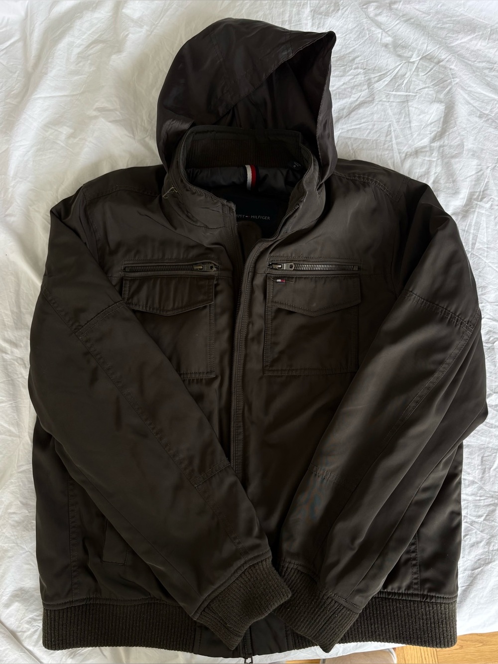 Tommy Hilfiger Men’s Microtwill Hooded Poly Bomber Jacket Olive Green Size L